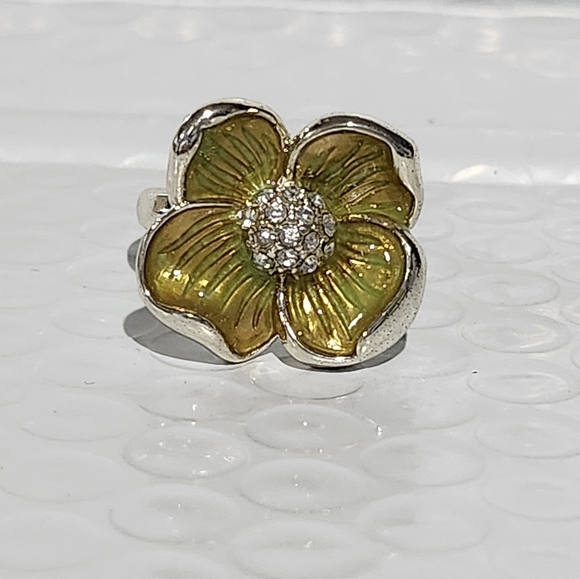 Avon Garden Beauties Flower Ring Size 10 - Picture 3 of 10